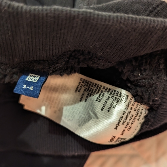 5/$20👶 Fleece lined joggers (3-4T) - Picture 3 of 4